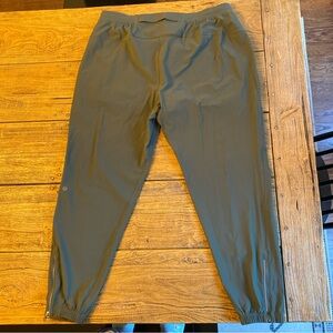 Men's 2XL Lululemon Olive Green Surge Jogger Pants - 29 inseam, zip pockets